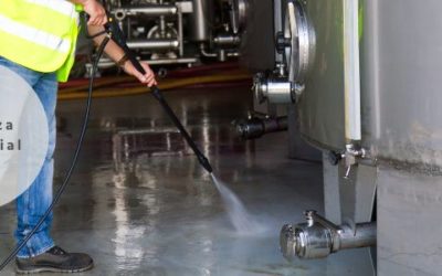 ¿Cómo se realiza una correcta limpieza industrial?