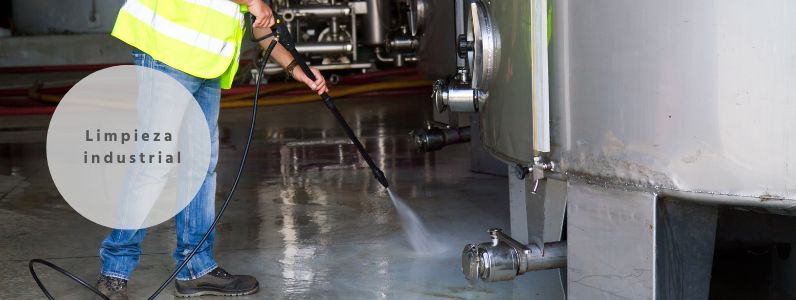 ¿Cómo se realiza una correcta limpieza industrial?
